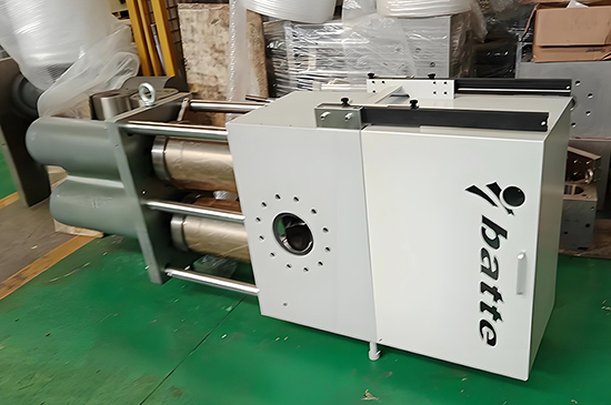 擠出機加換網器：保設備穩生產省成本